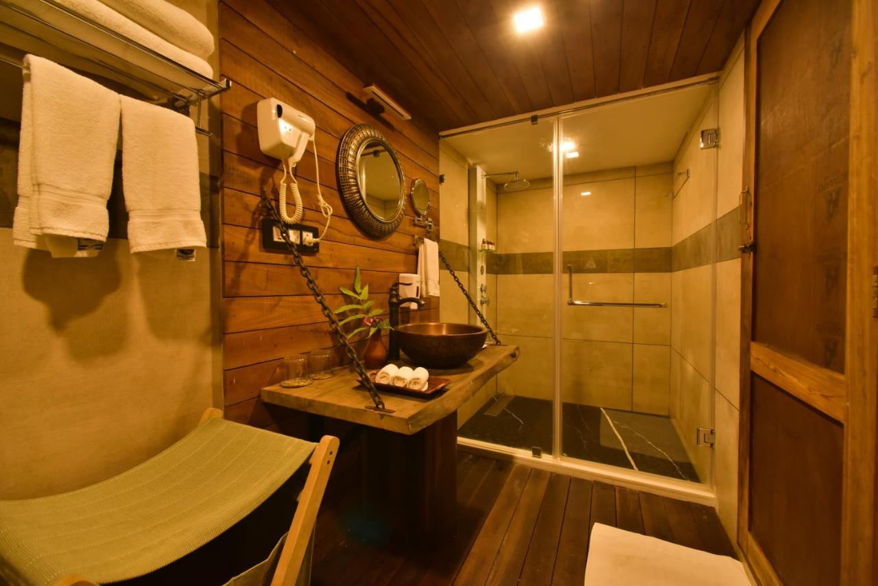 Wild Planet Jungle Resort Devāla Buitenkant foto