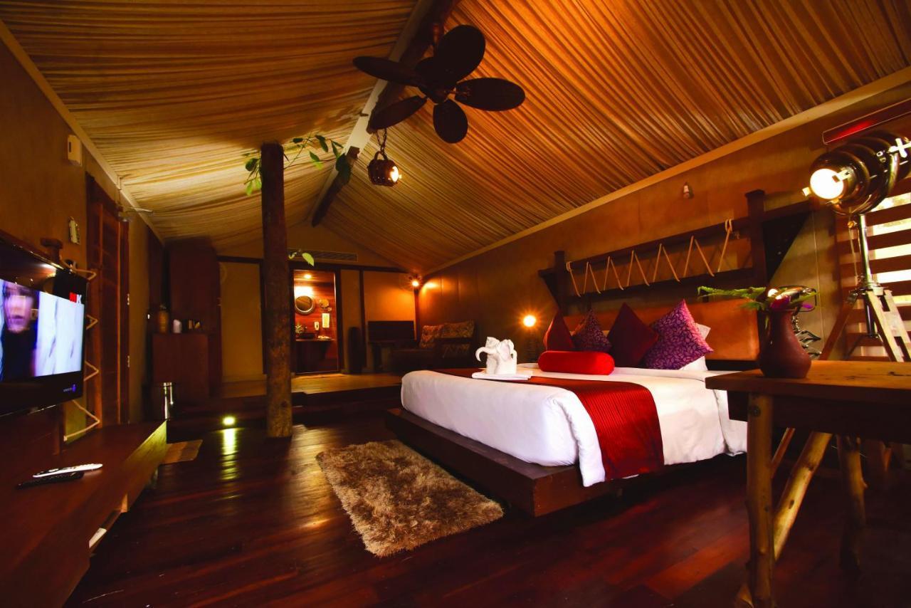 Wild Planet Jungle Resort Devāla Buitenkant foto
