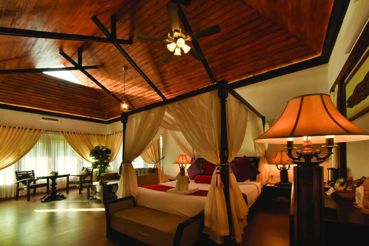 Wild Planet Jungle Resort Devāla Buitenkant foto